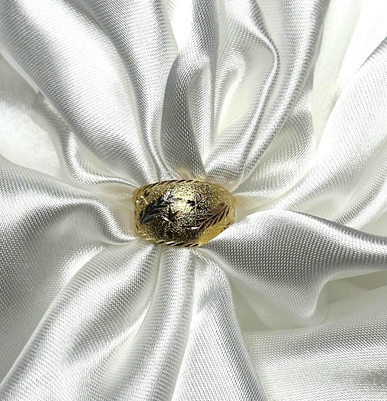 18K Gold Large Ring