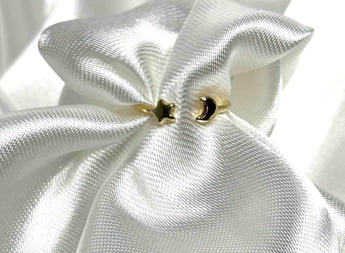 18K Gold Star and Moon Ring